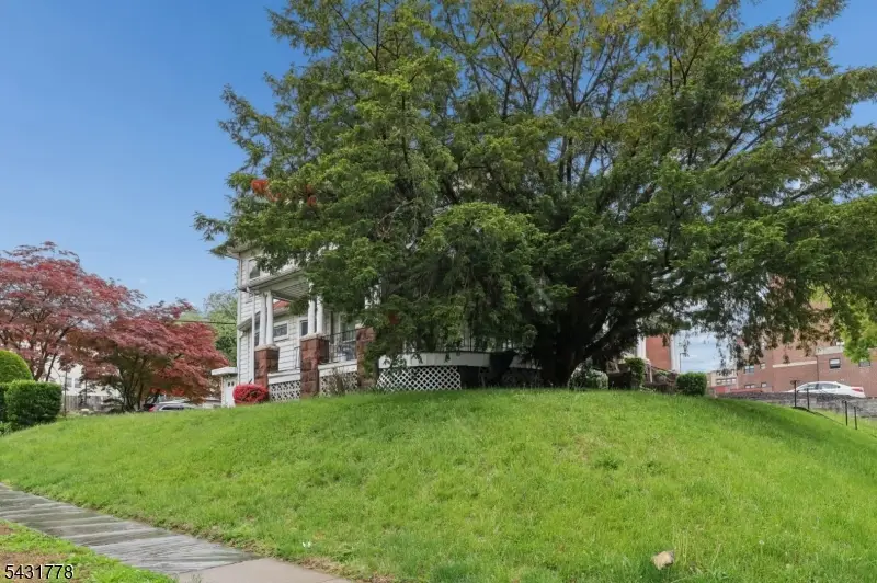 141 Aycrigg Ave, Passaic, NJ 07055 - #2