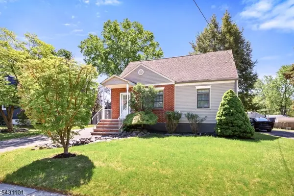 817 Dunellen Ave, Dunellen Boro, NJ 08812
