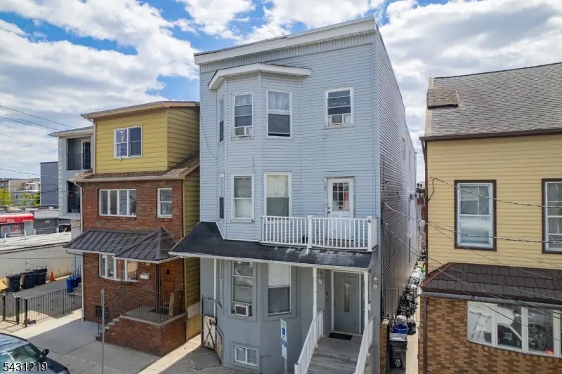 80 Elm St, Newark, NJ 07105 - #1