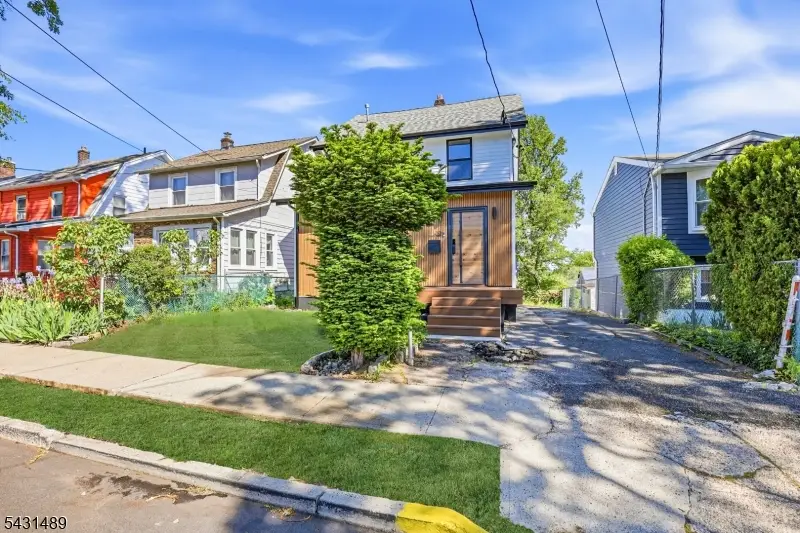 1439 Compton Ter, Hillside, NJ 07205 - #3