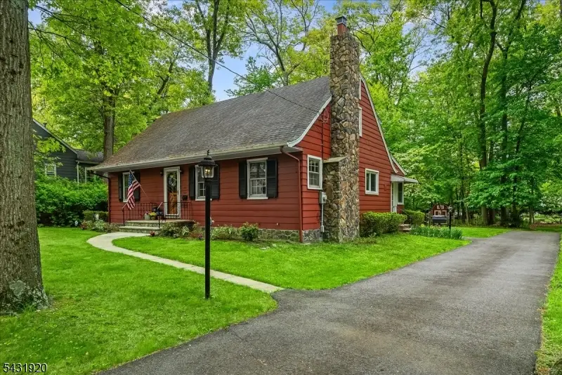 187 Henry Pl, Wyckoff, NJ 07481 - #1