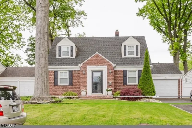 382 Martin Rd, Union, NJ 07083 - #1