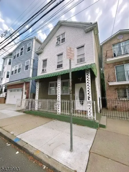 224 12th Ave, Newark City, NJ 07107