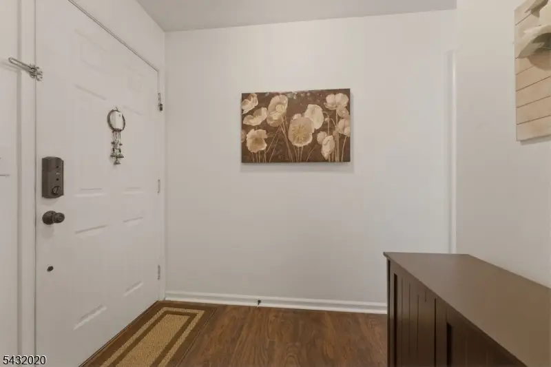 286 Kingbird Ct, Readington, NJ 08887 - #3