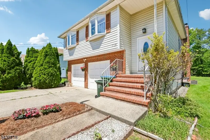 718 New Dover Rd, Edison, NJ 08820 - #1