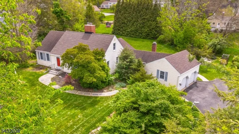 10 Cedar Wax Wing Rd, Allamuchy, NJ 07840 - #2
