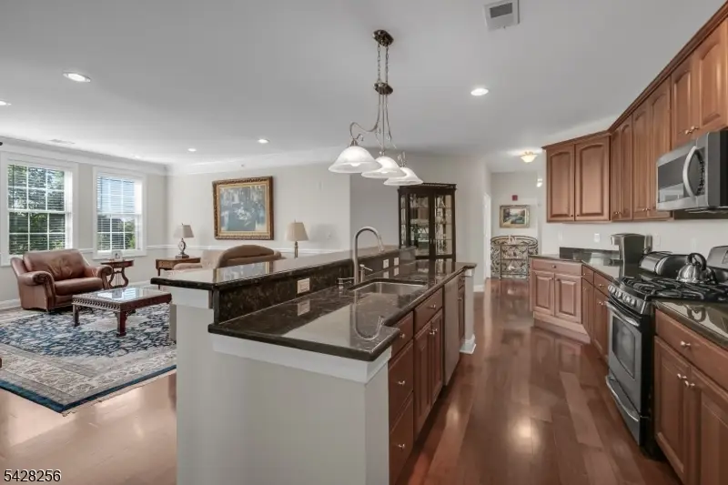 284 Victoria Drive #284, Bridgewater, NJ 08807 - #1