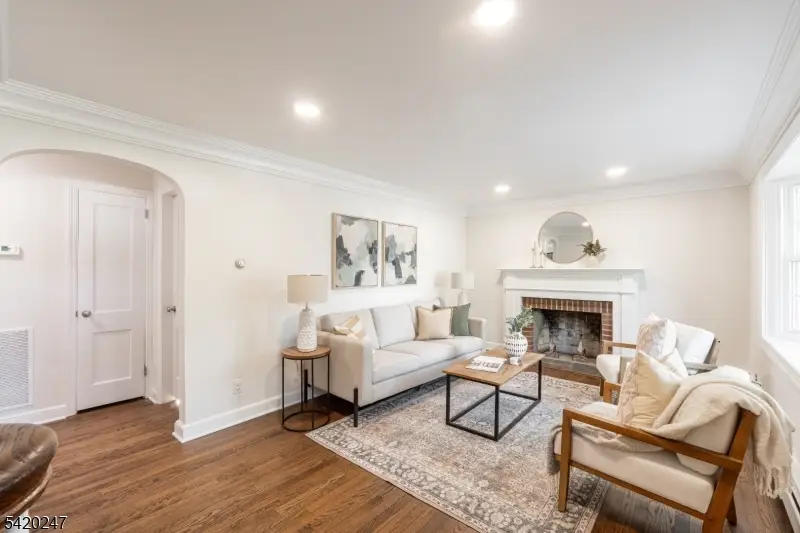 22 Harriet Dr, Hanover, NJ 07981 - #2