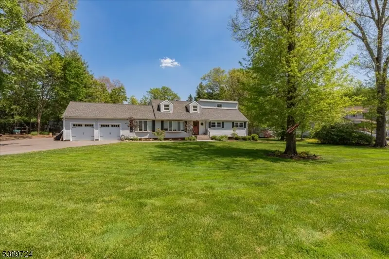 15 Wedgewood Dr, Liberty Corner, NJ 07920 - #2
