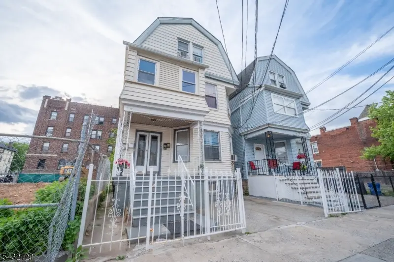 352 N 7th St, Newark, NJ 07107 - #1