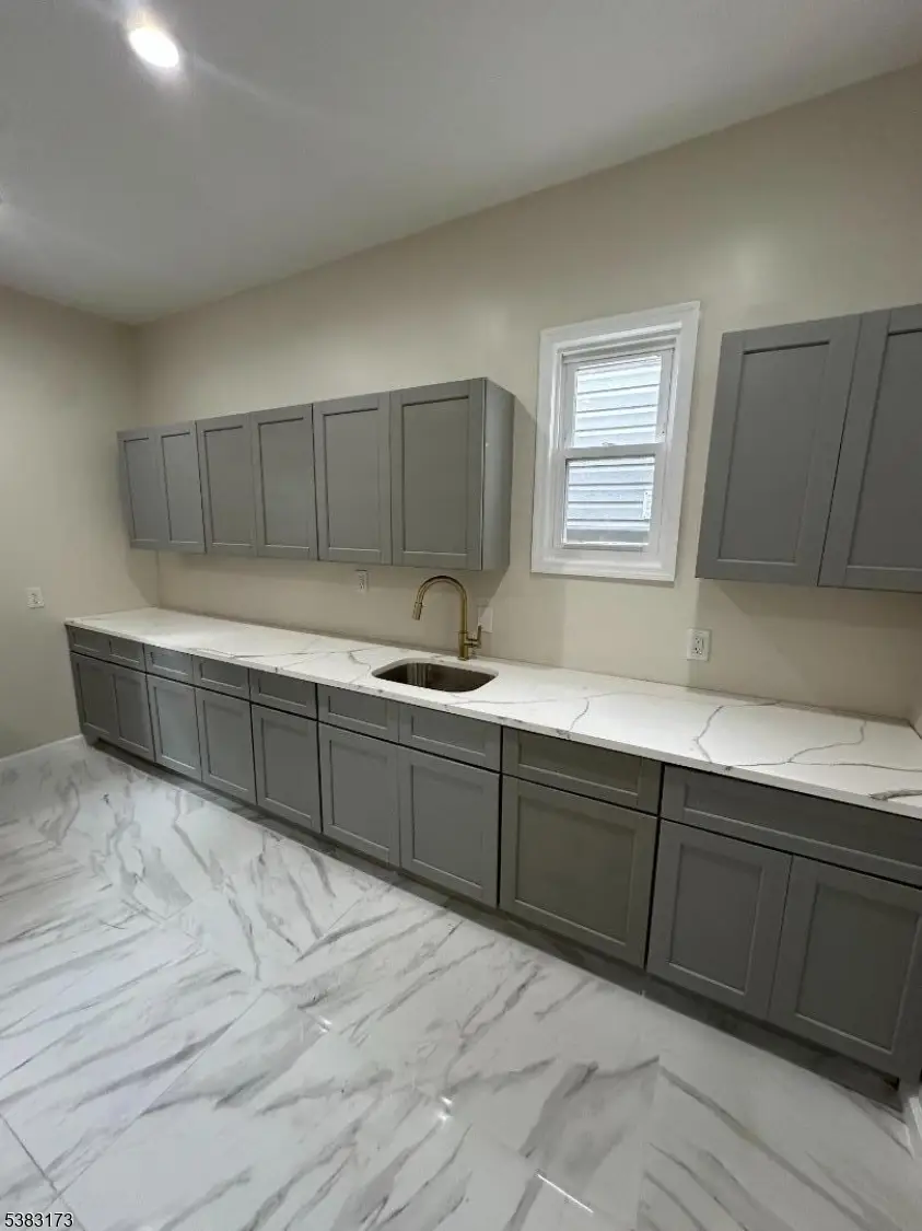 377 Littleton Ave, Newark, NJ 07103 - #2