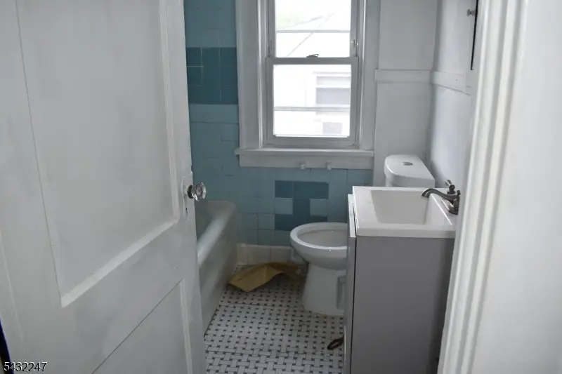 852 Paulison Ave, Clifton, NJ 07011 - #3