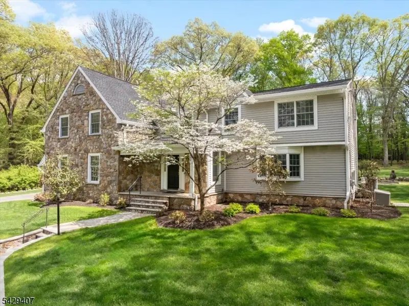 327 Woodside Ave, Franklin Lakes, NJ 07417 - #3