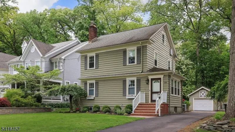 288 Seneca Pl, Westfield, NJ 07090 - #1