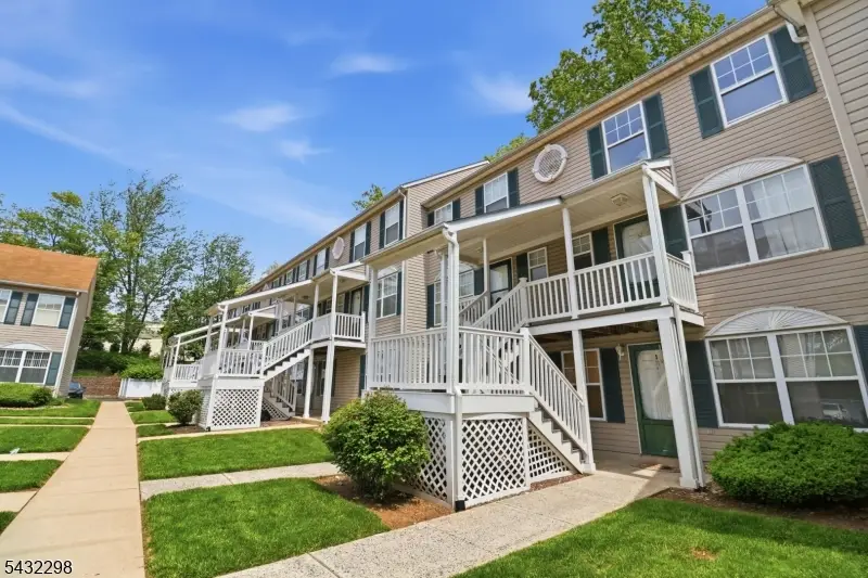 239 40th St #32, Irvington, NJ 07111 - #2