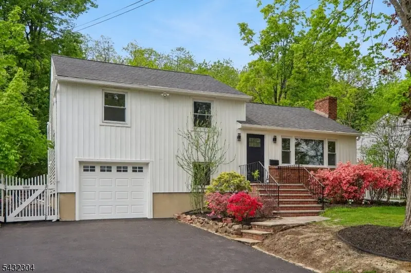 34 Clark St, Summit, NJ 07901 - #1