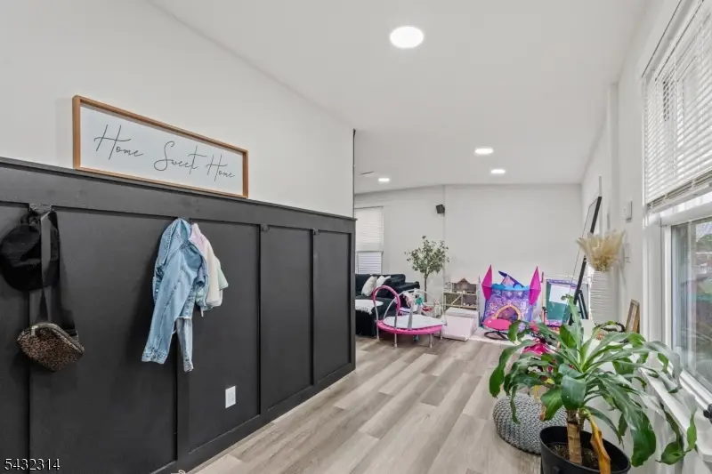 378 E 27th St, Paterson, NJ 07514 - #2