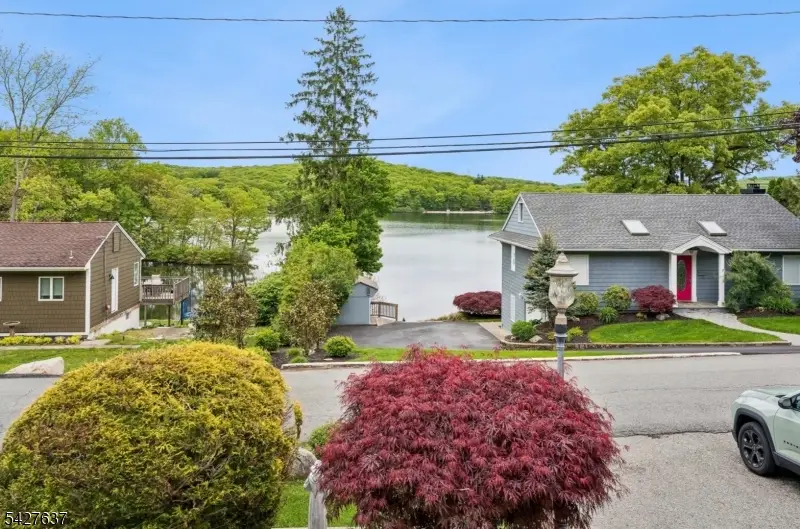 6 Waters Edge, Kinnelon, NJ 07405 - #3