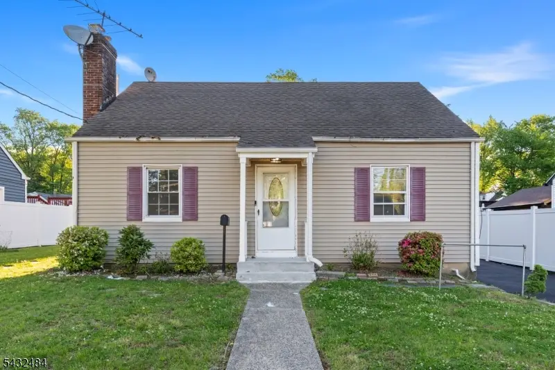 1267 Hollywood Ave, Plainfield, NJ 07060 - #1