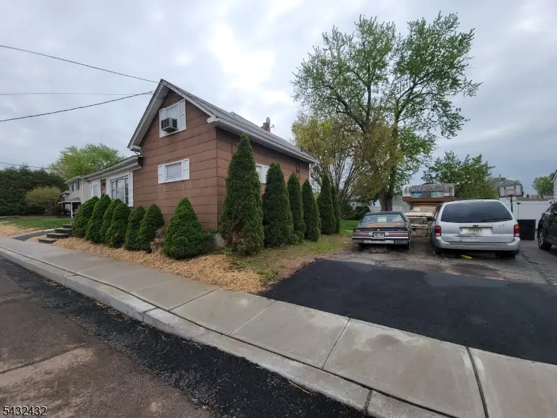 128 Lincoln Ave, Somerville, NJ 08876 - #3