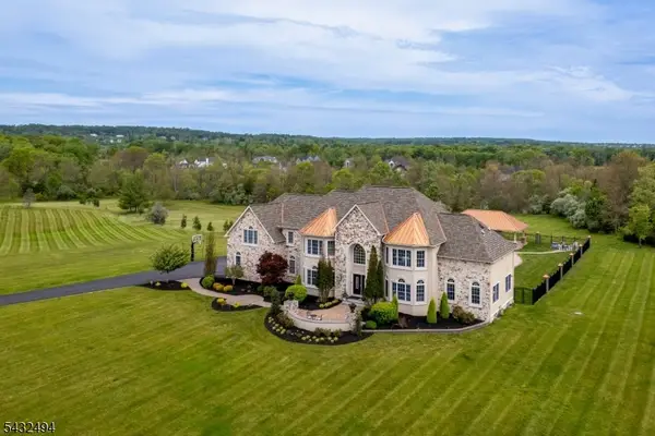 8 Kren Drive, Raritan Twp., NJ 08551