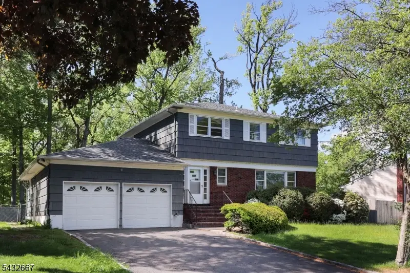 21 Saint Germain Dr., Clark, NJ 07066 - #1