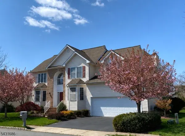 22 Muirhead Ct, Montgomery Twp., NJ 08502