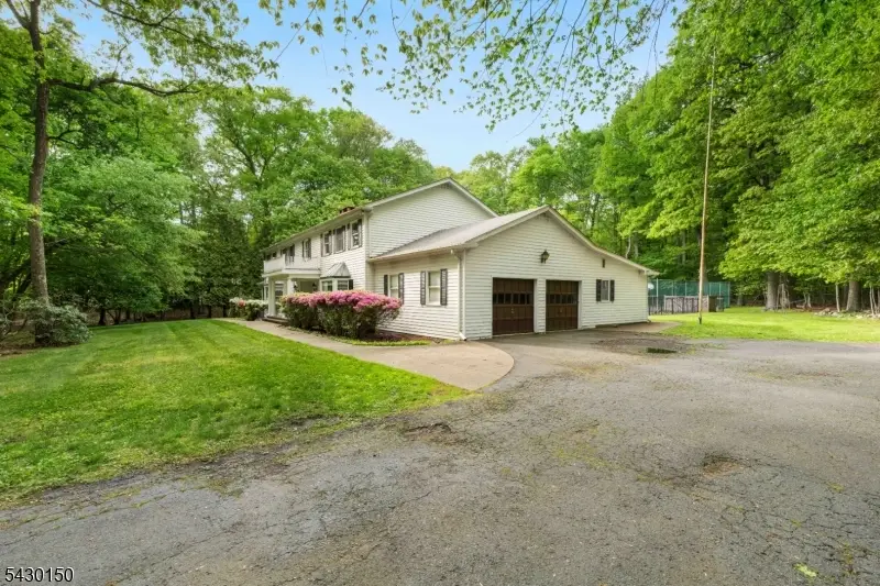 75 Woodcliff Lake Rd, Saddle River, NJ 07458 - #2