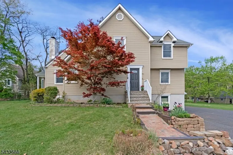 1939 Fieldstone Rd, Martinsville, NJ 08836 - #2