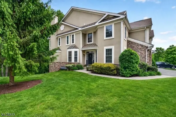 56 Glattly Dr, Denville Twp., NJ 07834