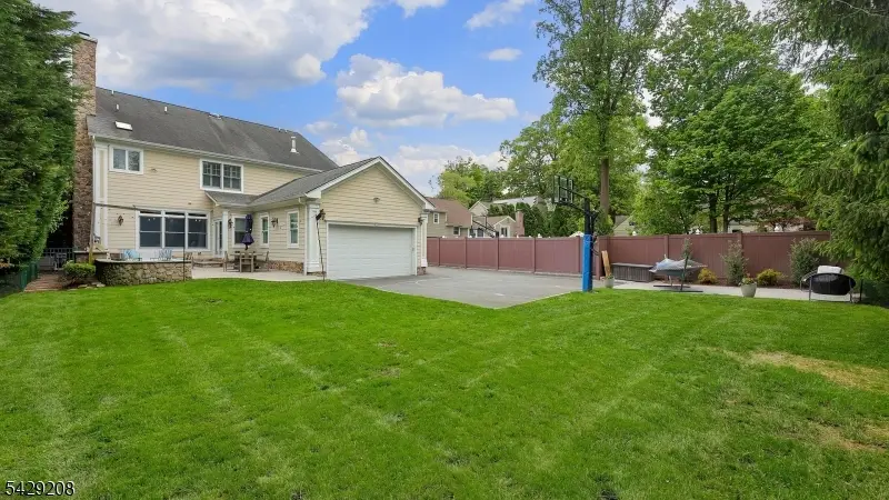 734 Woodland Ave, Westfield, NJ 07090 - #2