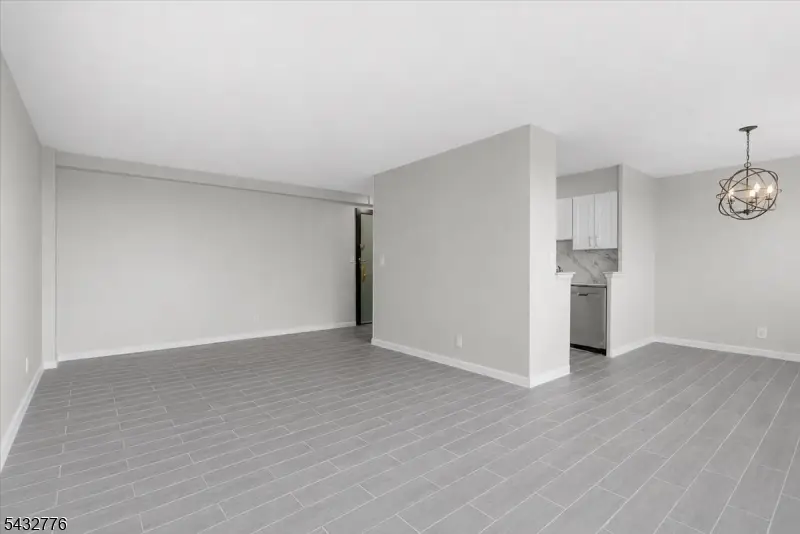 1225 Kennedy Blvd #14J, Bayonne, NJ 07002 - #3