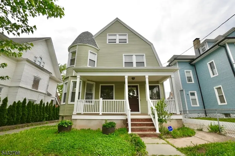 566 Highland Ave, Newark, NJ 07104 - #1