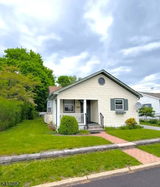 35 Butler St, Franklin, NJ 07416 - #1
