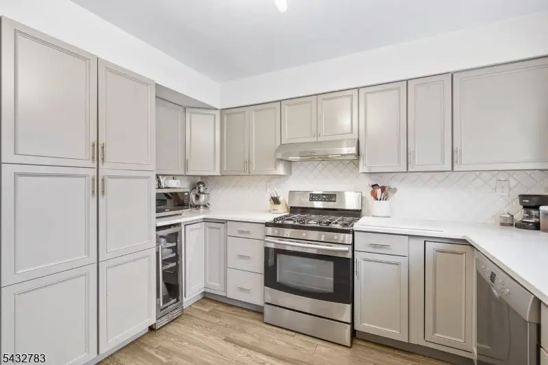 424 Tall Oak Ln, Hillsborough, NJ 08844 - #2