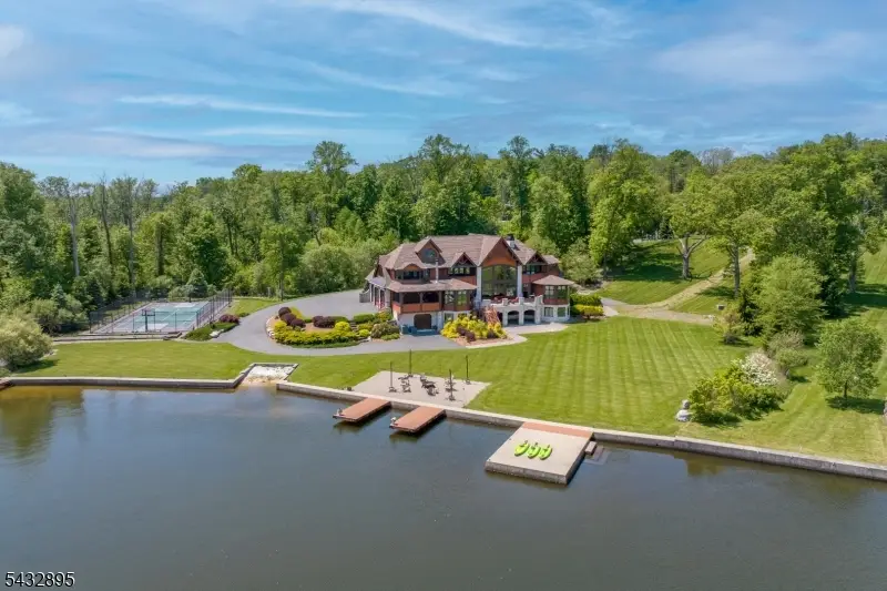 1 Lakeview Point Ave, Frankford, NJ 07826 - #3