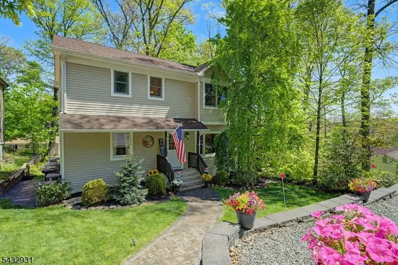 10 S Parkway, Lake Hopatcong, NJ 07885 - #2