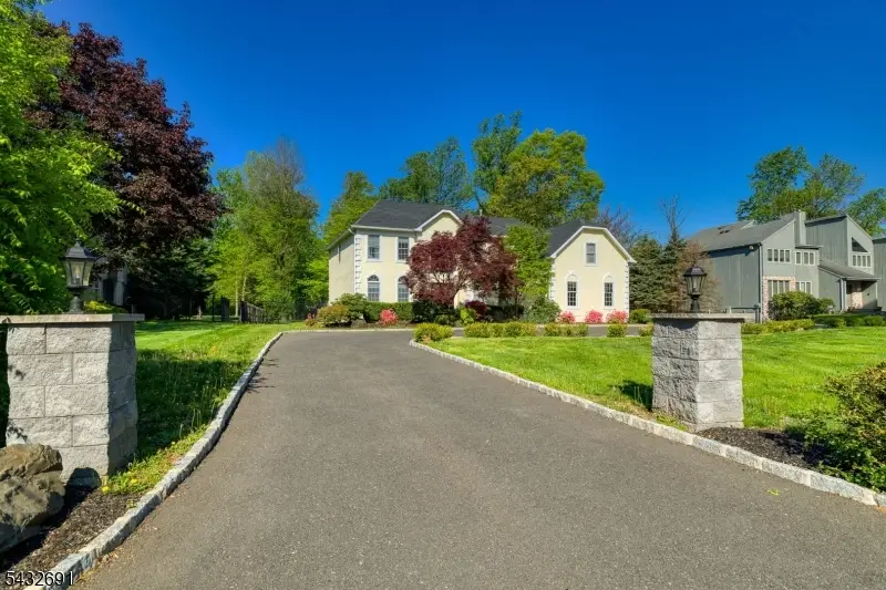 18 Downingtown Ct, Warren, NJ 07059 - #1