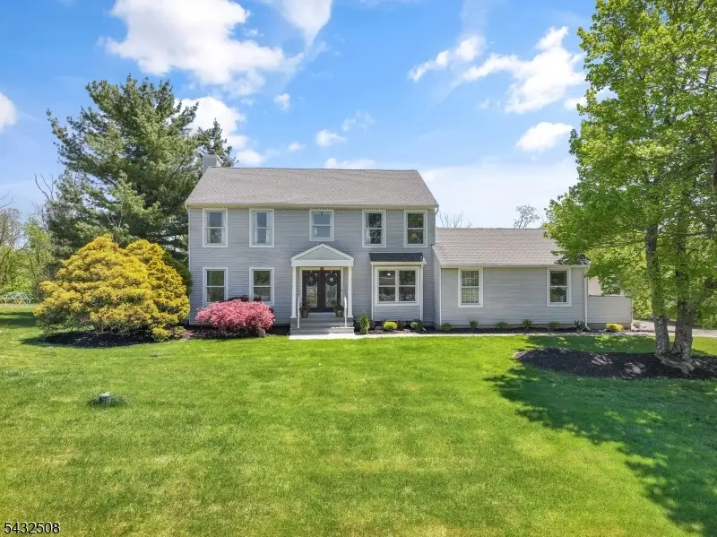 22 Lauren Ln, Vernon, NJ 07461 - #1