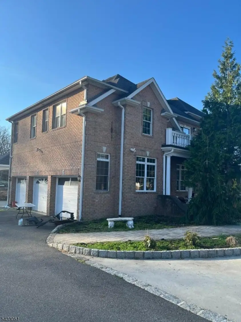 19 Violet Trl, Lafayette, NJ 07848 - #1