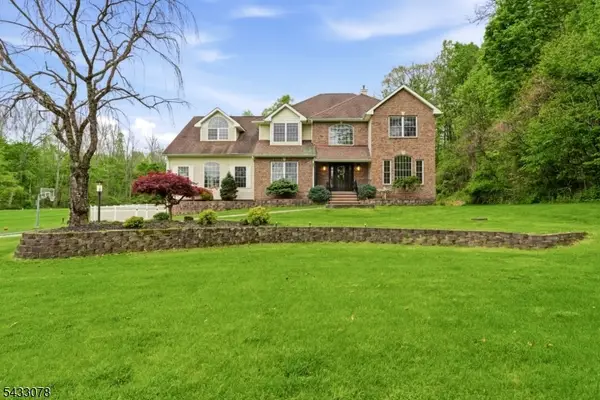 9 Valley Manor Dr, Sparta Twp., NJ 07871