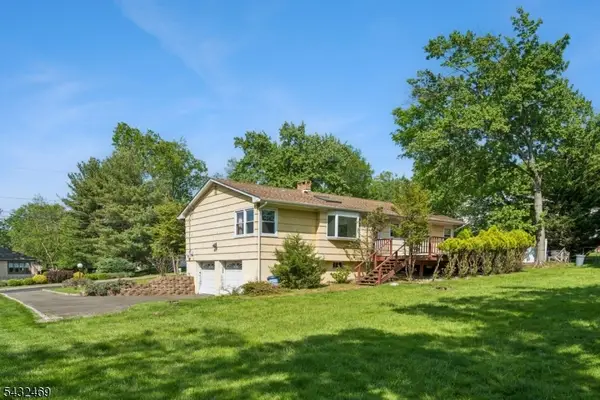 12 Clover Ct, Cedar Grove Twp., NJ 07009