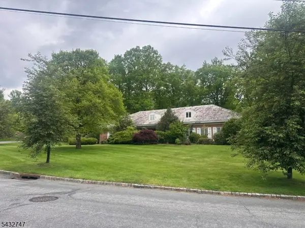 47 Dorison Dr, Millburn Twp., NJ 07078