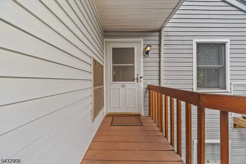 10 Stonyridge Dr, Lincoln Park, NJ 07035 - #2