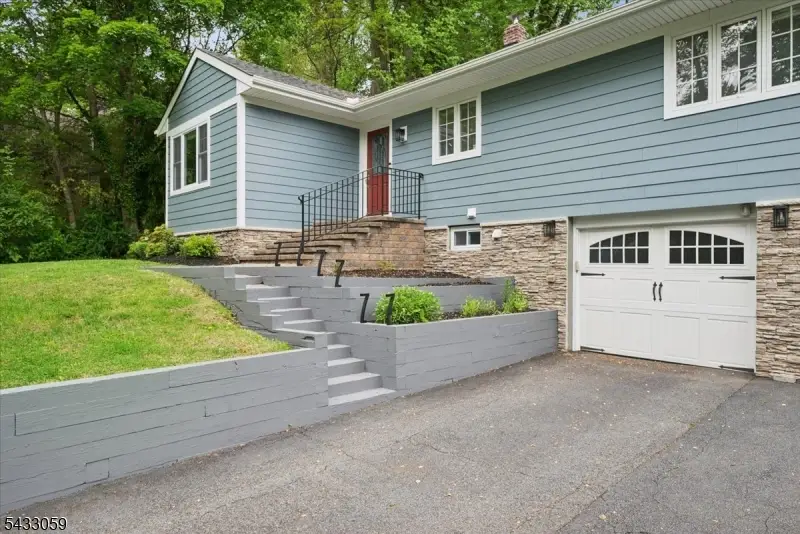 47 W Lake Blvd, Morris, NJ 07960 - #3
