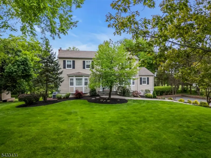 566 Glen Ridge Dr, Bridgewater Center, NJ 08807 - #1