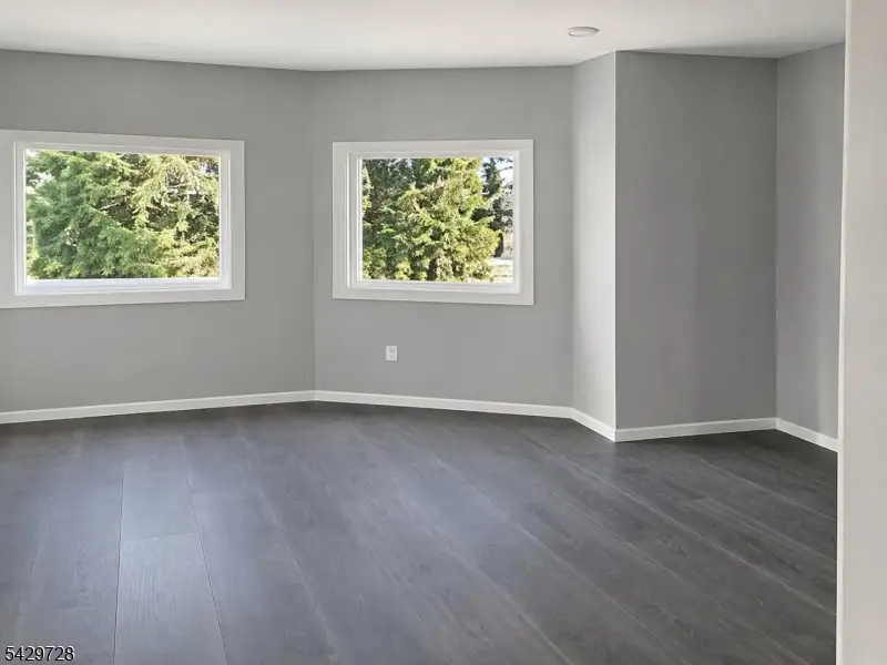 18 Girard Ave, East Orange, NJ 07017 - #3