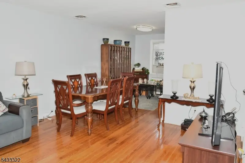 35 Elmwood Ter #35, Elmwood Park, NJ 07407 - #3