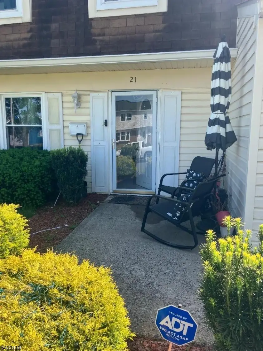 21 Trescott Ln, Willingboro, NJ 08046 - #1