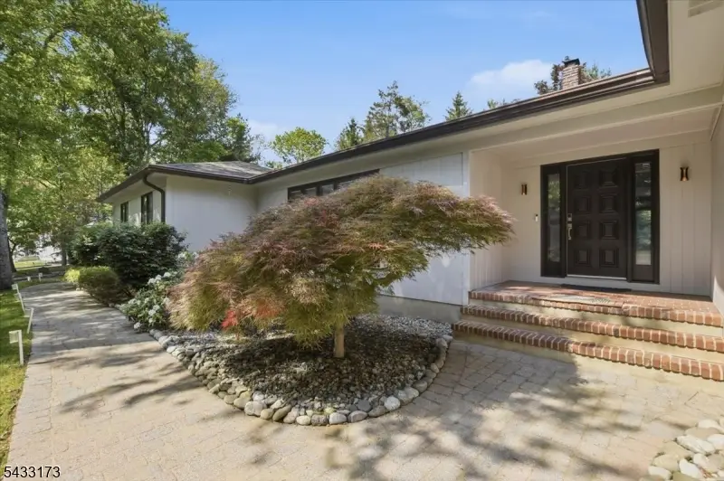 5 Sylvan Dr, Bridgewater, NJ 08807 - #1